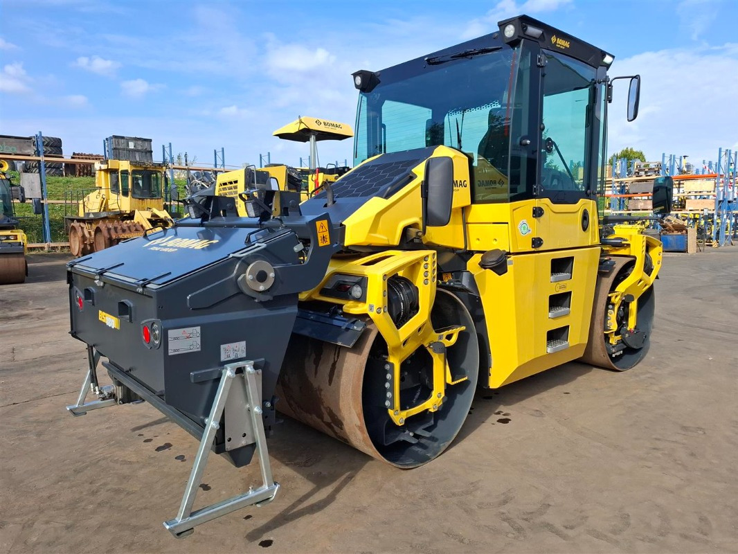 Rouleau compresseur BOMAG DE BW 174 AP-5 AM Hybrid Stage V/Tier 4f: photos 19