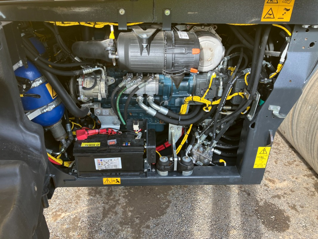 BOMAG DE BW 174 AP-5 AM Hybrid Stage V/Tier 4f - Compacteur: photos 3 BOMAG DE BW 174 AP-5 AM Hybrid Stage V/Tier 4f - Compacteur: photos 3