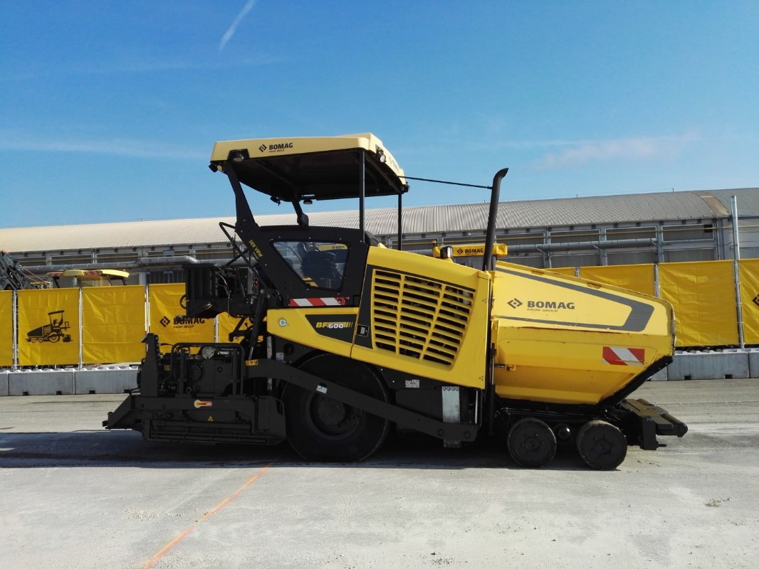 BOMAG IT BF 600 P-2 S500 Stage IV/Tier 4f - Finisseur: photos 5 BOMAG IT BF 600 P-2 S500 Stage IV/Tier 4f - Finisseur: photos 5