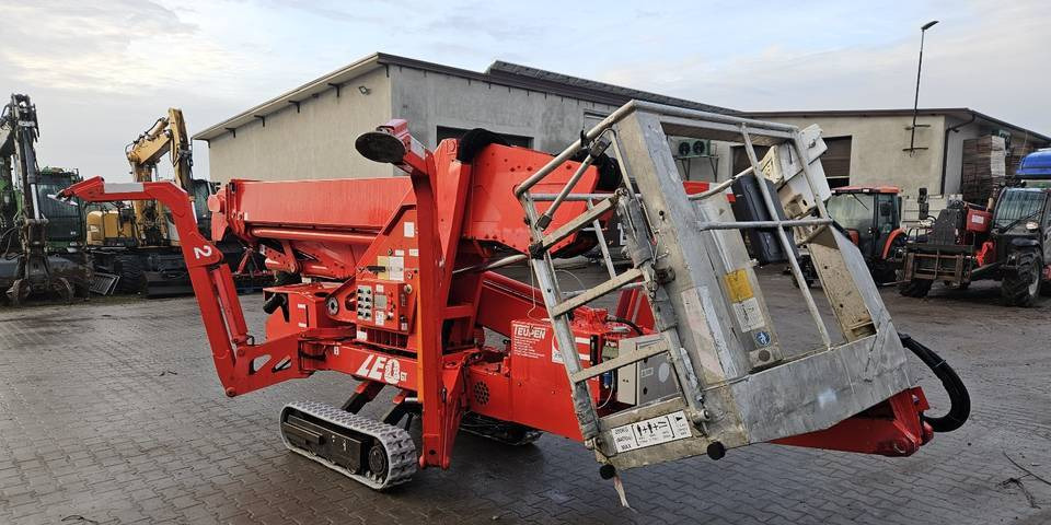 Gąsienicowy podnośnik koszowy Teupen LEO 23GT niesprawny FV23% pająk zwyżka - Autre matériel: photos 2 Gąsienicowy podnośnik koszowy Teupen LEO 23GT niesprawny FV23% pająk zwyżka - Autre matériel: photos 2