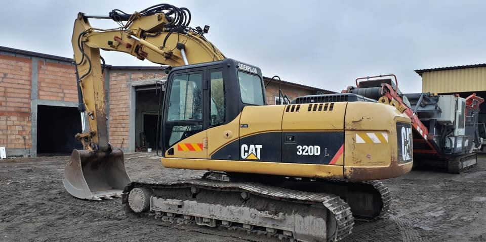 Koparka Caterpillar 320DL + long reach 16,5m - Pelle sur chenille: photos 2 Koparka Caterpillar 320DL + long reach 16,5m - Pelle sur chenille: photos 2