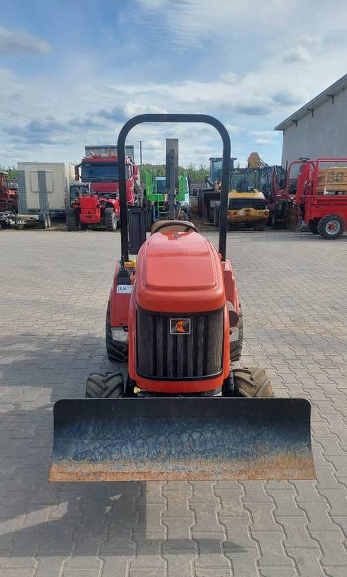 Koparka łańcuchowa Ditch Witch RT30 - Trancheuse: photos 3 Koparka łańcuchowa Ditch Witch RT30 - Trancheuse: photos 3