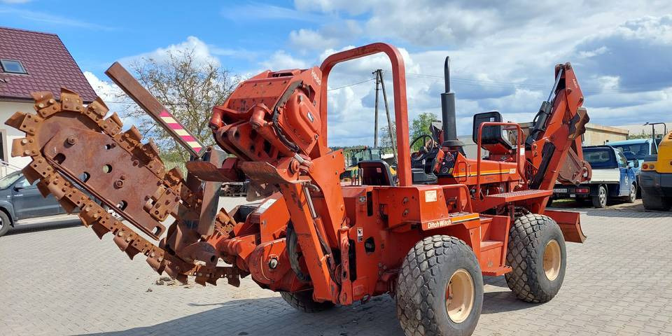 Trancheuse Koparka łańcuchowa pługoukładacz Ditch Witch 8020 Combo: photos 6