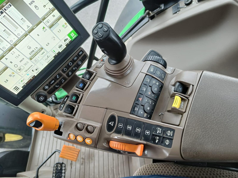 John Deere 6215R en crédit-bail John Deere 6215R: photos 13