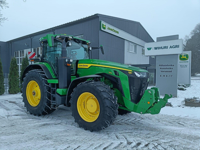 John Deere 8R 370 Autopowr - Tracteur agricole: photos 1 John Deere 8R 370 Autopowr - Tracteur agricole: photos 1
