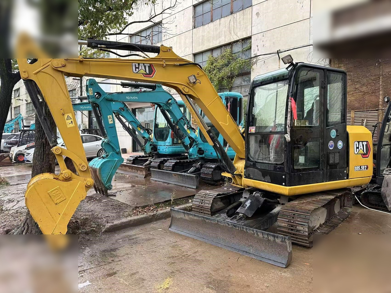 CATERPILLAR 305.5E2 - Mini pelle: photos 2 CATERPILLAR 305.5E2 - Mini pelle: photos 2