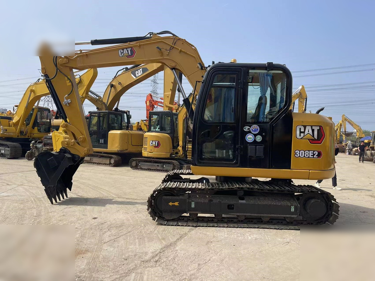 CATERPILLAR 308E2 - Pelle sur chenille: photos 1 CATERPILLAR 308E2 - Pelle sur chenille: photos 1