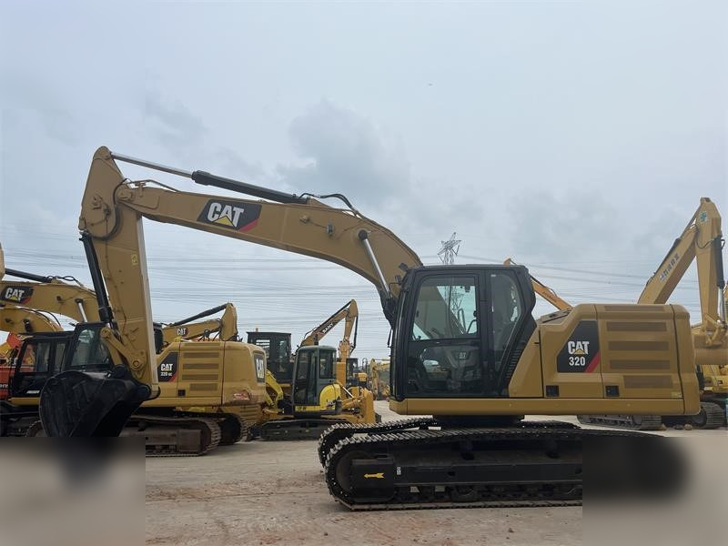 CATERPILLAR 320 - Pelle sur chenille: photos 1 CATERPILLAR 320 - Pelle sur chenille: photos 1