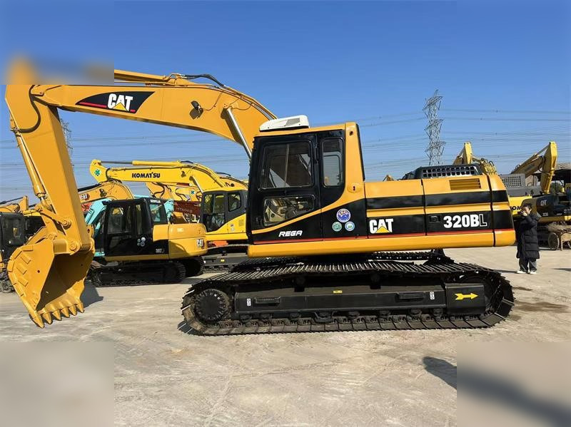 CATERPILLAR 320BL - Pelle sur chenille: photos 1 CATERPILLAR 320BL - Pelle sur chenille: photos 1