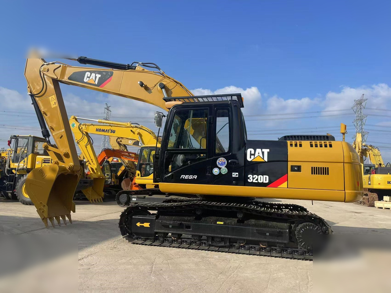 CATERPILLAR 320D - Pelle sur chenille: photos 1 CATERPILLAR 320D - Pelle sur chenille: photos 1