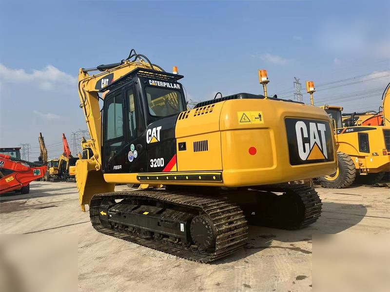 CATERPILLAR 320D - Pelle sur chenille: photos 4 CATERPILLAR 320D - Pelle sur chenille: photos 4