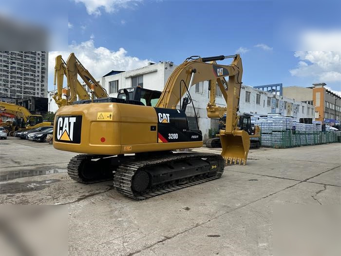 CATERPILLAR 320D - Pelle sur chenille: photos 4 CATERPILLAR 320D - Pelle sur chenille: photos 4