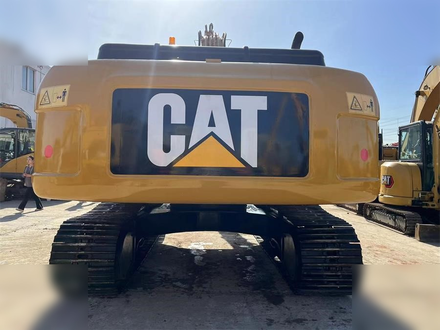 CATERPILLAR 324DL - Pelle sur chenille: photos 5 CATERPILLAR 324DL - Pelle sur chenille: photos 5