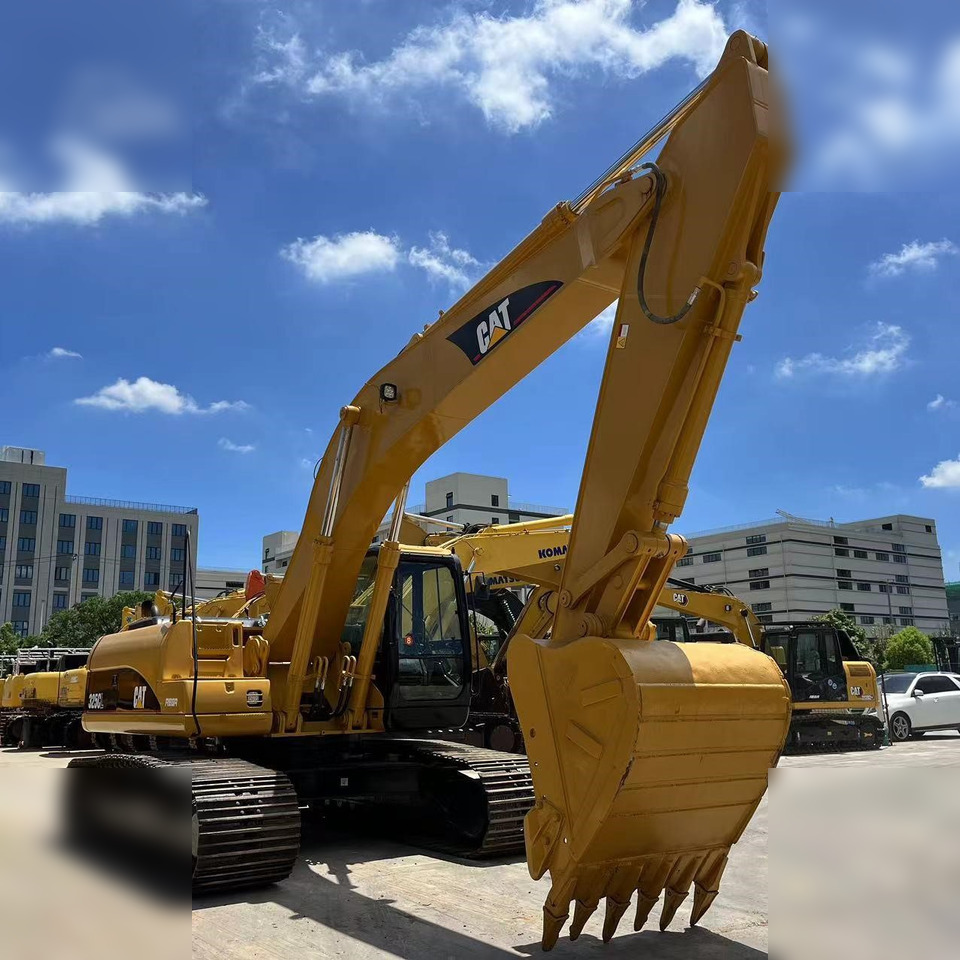 CATERPILLAR 325CL - Pelle sur chenille: photos 5 CATERPILLAR 325CL - Pelle sur chenille: photos 5