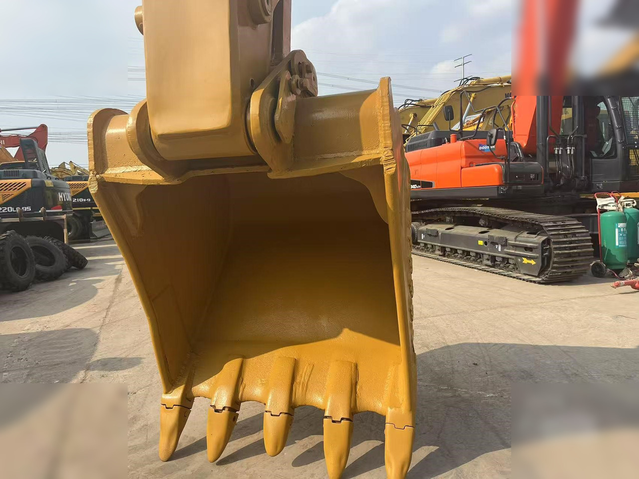 CATERPILLAR 336D - Pelle sur chenille: photos 4 CATERPILLAR 336D - Pelle sur chenille: photos 4