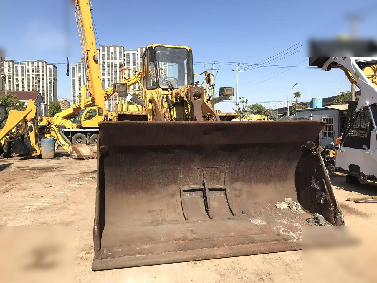 CATERPILLAR 966F I - Chargeuse sur pneus: photos 3 CATERPILLAR 966F I - Chargeuse sur pneus: photos 3