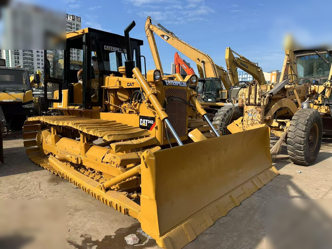 CATERPILLAR D6D - Bulldozer: photos 3 CATERPILLAR D6D - Bulldozer: photos 3