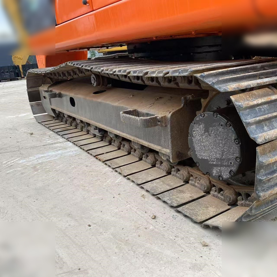 DOOSAN DX140 LC - Pelle sur chenille: photos 5 DOOSAN DX140 LC - Pelle sur chenille: photos 5