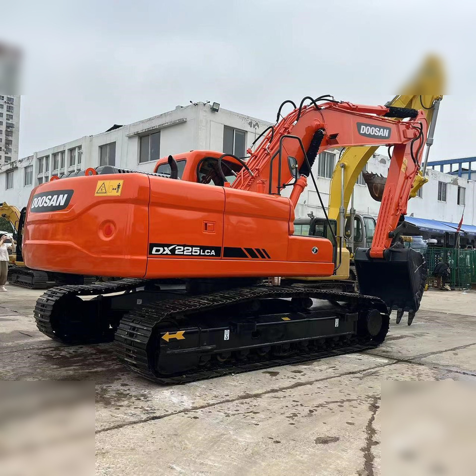DOOSAN DX225 LCA - Pelle sur chenille: photos 4 DOOSAN DX225 LCA - Pelle sur chenille: photos 4