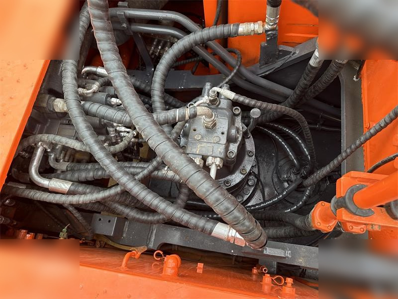 Pelle sur chenille DOOSAN DX260 LC: photos 10