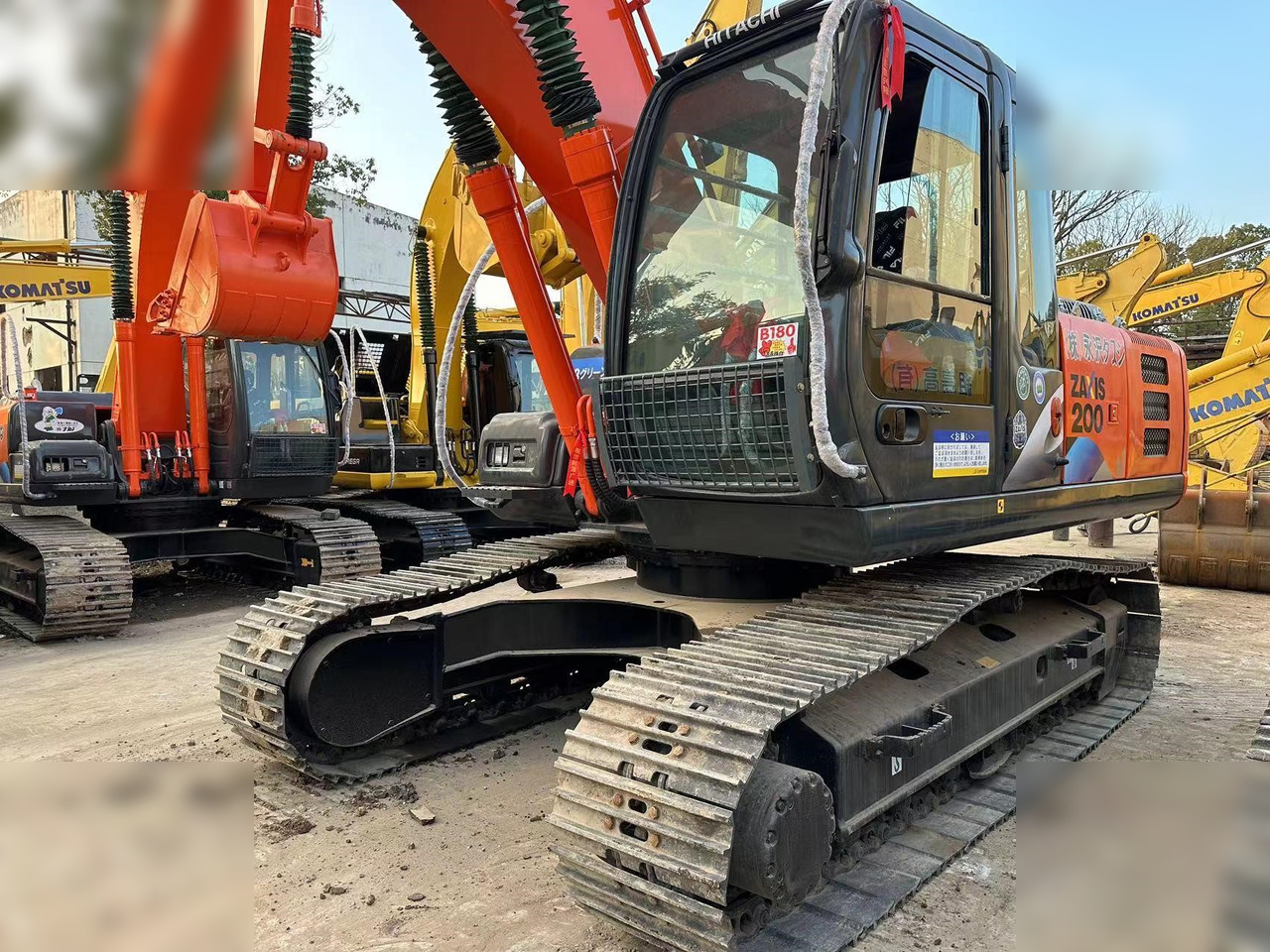 HITACHI ZX200-3G - Pelle sur chenille: photos 3 HITACHI ZX200-3G - Pelle sur chenille: photos 3