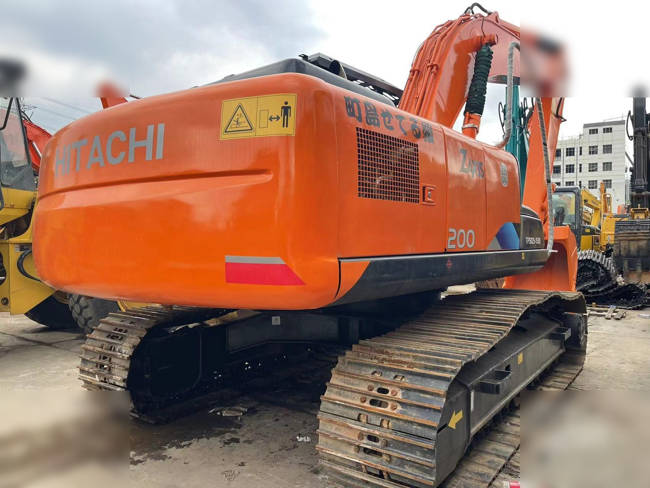 HITACHI ZX200 - Pelle sur chenille: photos 2 HITACHI ZX200 - Pelle sur chenille: photos 2