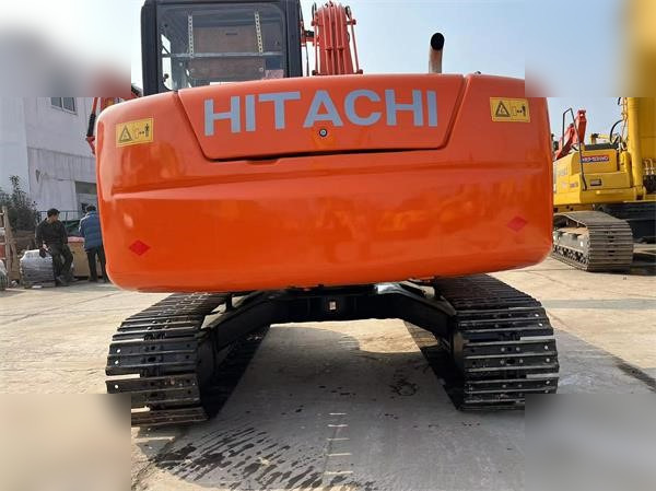 HITACHI ZX70 - Pelle sur chenille: photos 4 HITACHI ZX70 - Pelle sur chenille: photos 4