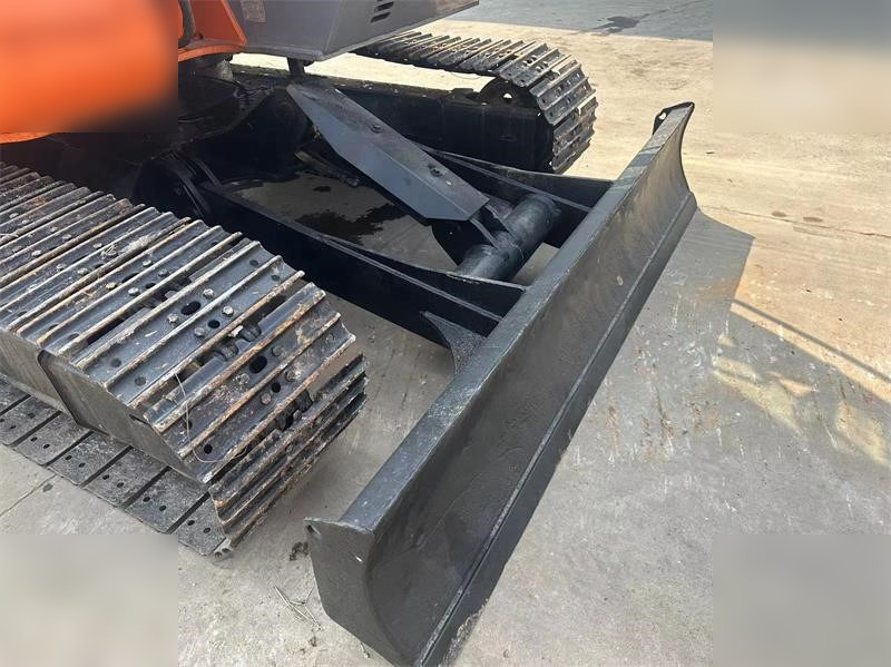 HITACHI ZX75US - Pelle sur chenille: photos 4 HITACHI ZX75US - Pelle sur chenille: photos 4