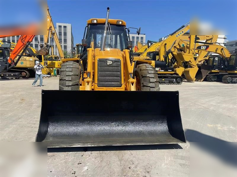 JCB 4CX - Tractopelle: photos 5 JCB 4CX - Tractopelle: photos 5