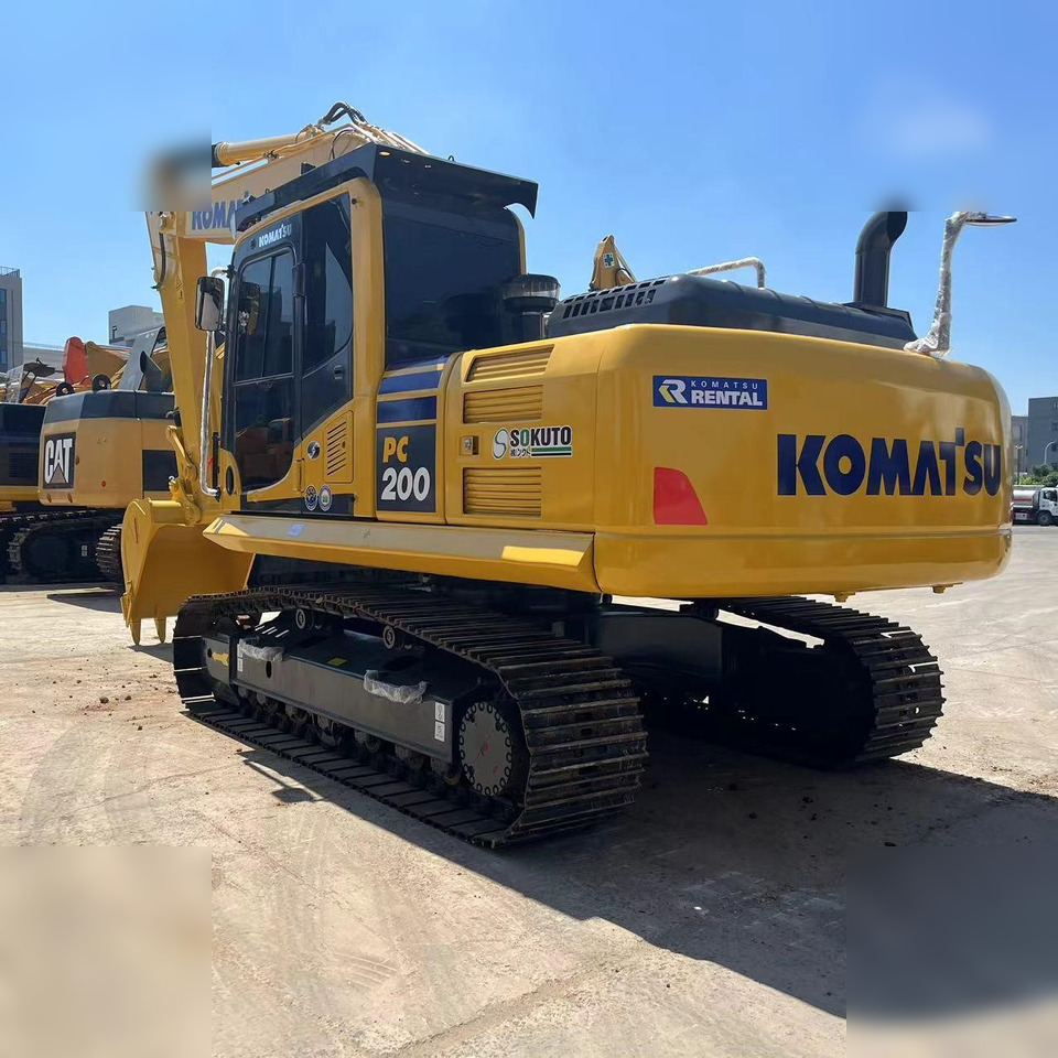 Pelle sur chenille KOMATSU PC200-8: photos 6