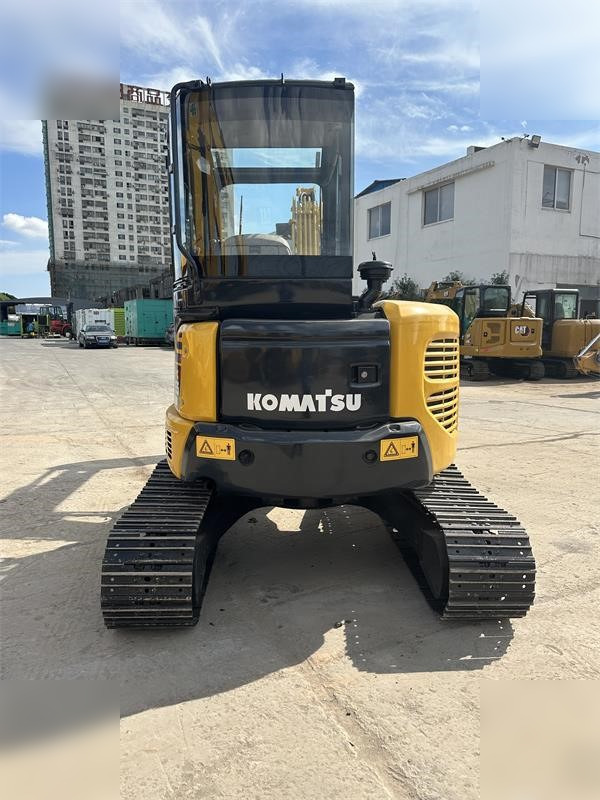 KOMATSU PC55MR-2 - Mini pelle: photos 5 KOMATSU PC55MR-2 - Mini pelle: photos 5