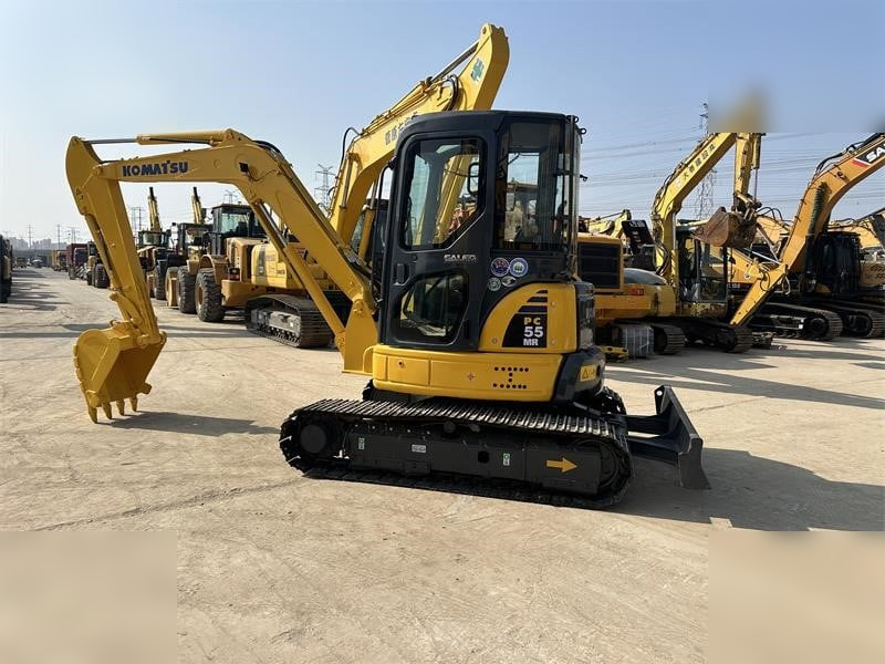 KOMATSU PC55MR-3 - Mini pelle: photos 1 KOMATSU PC55MR-3 - Mini pelle: photos 1