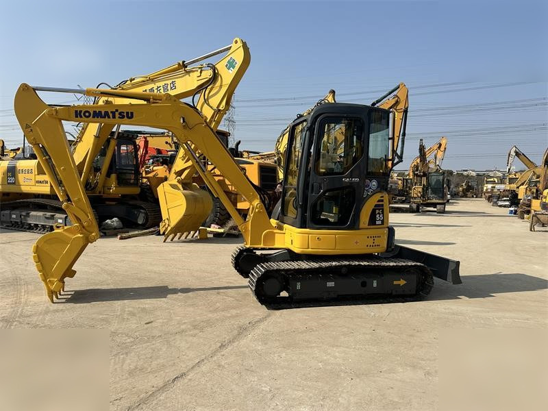 KOMATSU PC55MR-3 - Mini pelle: photos 3 KOMATSU PC55MR-3 - Mini pelle: photos 3