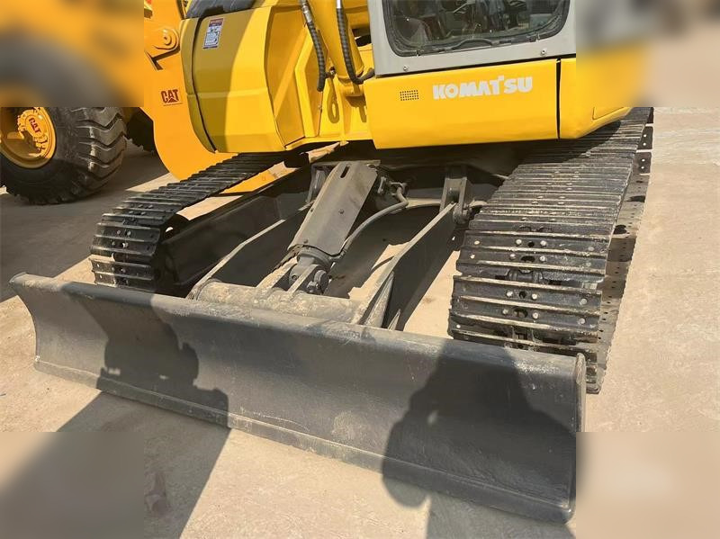 KOMATSU PC78US-6 - Pelle sur chenille: photos 3 KOMATSU PC78US-6 - Pelle sur chenille: photos 3