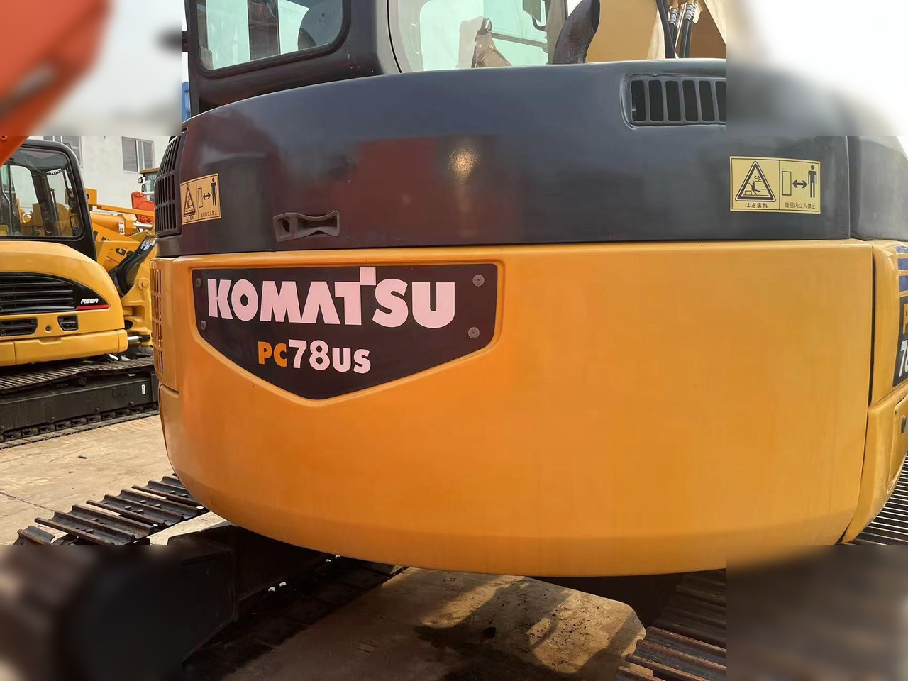 KOMATSU PC78US-6N0 - Pelle sur chenille: photos 2 KOMATSU PC78US-6N0 - Pelle sur chenille: photos 2