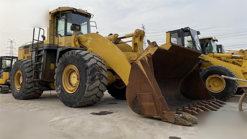 KOMATSU WA600-3 - Chargeuse sur pneus: photos 3 KOMATSU WA600-3 - Chargeuse sur pneus: photos 3