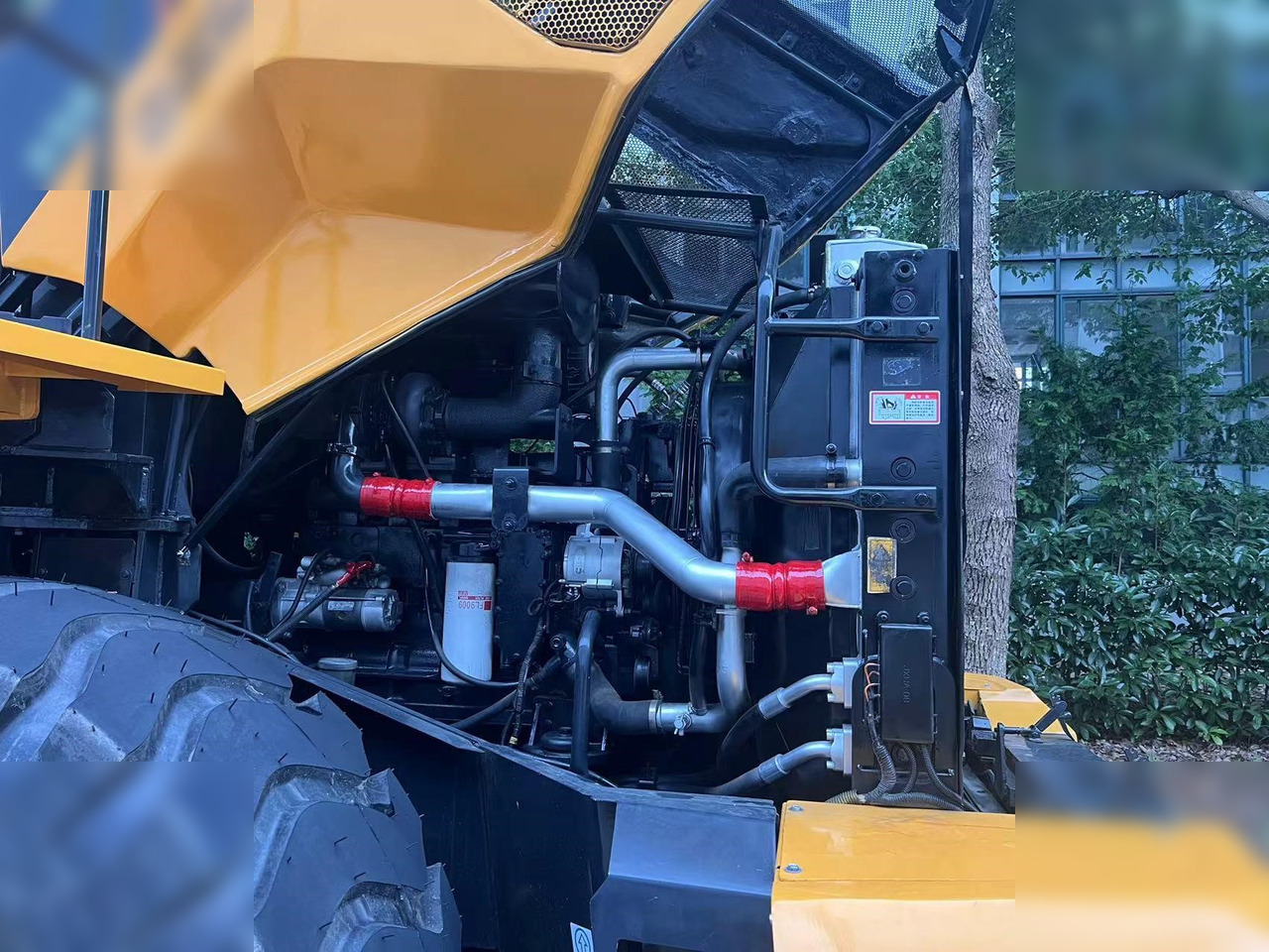 Chargeuse sur pneus LIUGONG 856H: photos 7
