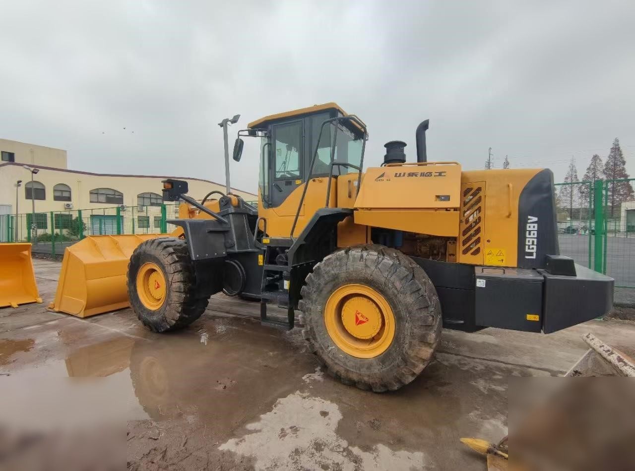 SDLG LG968V - Chargeuse sur pneus: photos 1 SDLG LG968V - Chargeuse sur pneus: photos 1