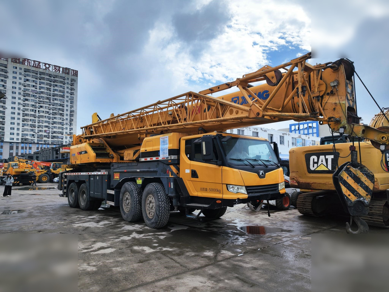 XCMG QY80XCT - Grue mobile: photos 1 XCMG QY80XCT - Grue mobile: photos 1