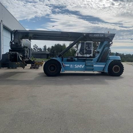 Containertruck SMW 4032 CA Reach Staker - Reach stacker: photos 1 Containertruck SMW 4032 CA Reach Staker - Reach stacker: photos 1