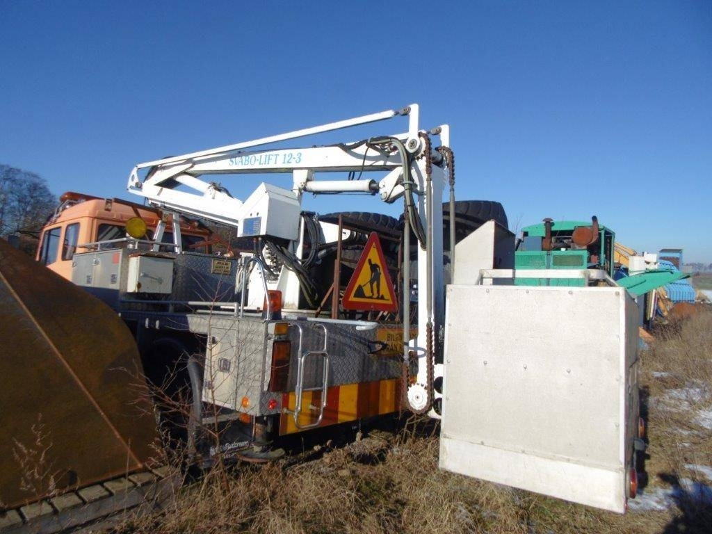 Skylift MB Crusher 1117 - Nacelle sur remorque: photos 1 Skylift MB Crusher 1117 - Nacelle sur remorque: photos 1