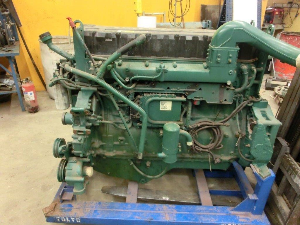 Volvo D12CACE2 - Moteur pour Engins de chantier: photos 1 Volvo D12CACE2 - Moteur pour Engins de chantier: photos 1