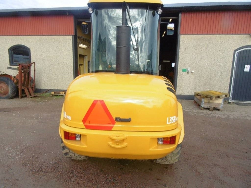 Volvo L 35  - Chargeuse sur pneus: photos 3 Volvo L 35  - Chargeuse sur pneus: photos 3