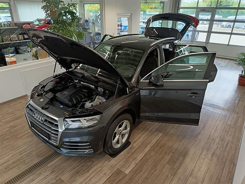 Audi Q5 40 TDI Quattro S-Line*AHK*NAVI*LED*R-KAM*DAB* - SUV: photos 2 Audi Q5 40 TDI Quattro S-Line*AHK*NAVI*LED*R-KAM*DAB* - SUV: photos 2