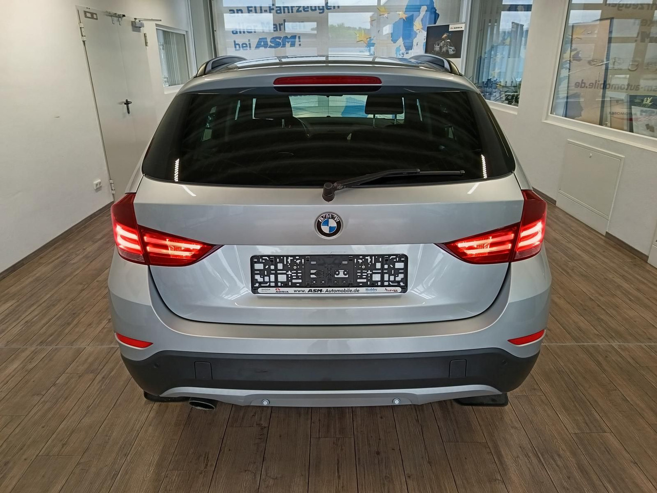 BMW X1 sDrive 18i 110 kW*SITZHEIZUNG*KLIMAAUTOMATIK - SUV: photos 5 BMW X1 sDrive 18i 110 kW*SITZHEIZUNG*KLIMAAUTOMATIK - SUV: photos 5