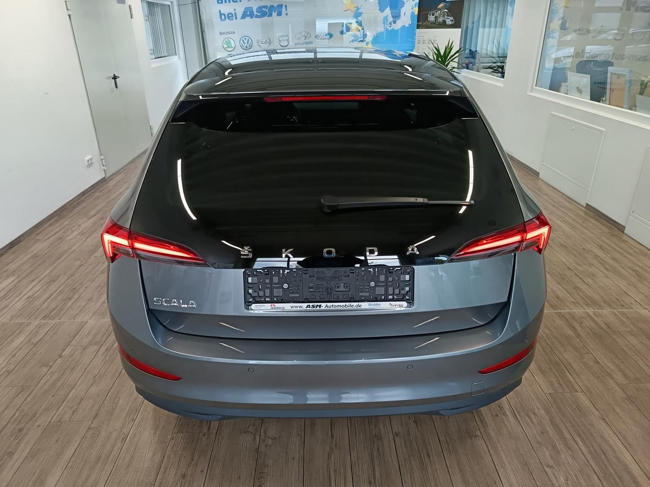 Skoda Scala Style 1,5 TSI DSG*PANO*LED*DAB*ALLWETTER* - Berline: photos 5 Skoda Scala Style 1,5 TSI DSG*PANO*LED*DAB*ALLWETTER* - Berline: photos 5
