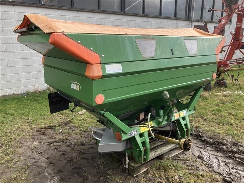 Amazone ZA-M 3000 - Distributeur d'engrais: photos 2 Amazone ZA-M 3000 - Distributeur d'engrais: photos 2