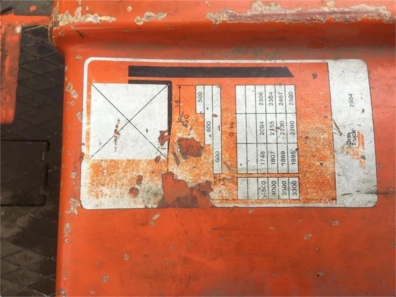 Dantruck 2504 dieseltruck  - Chariot élévateur diesel: photos 4 Dantruck 2504 dieseltruck  - Chariot élévateur diesel: photos 4