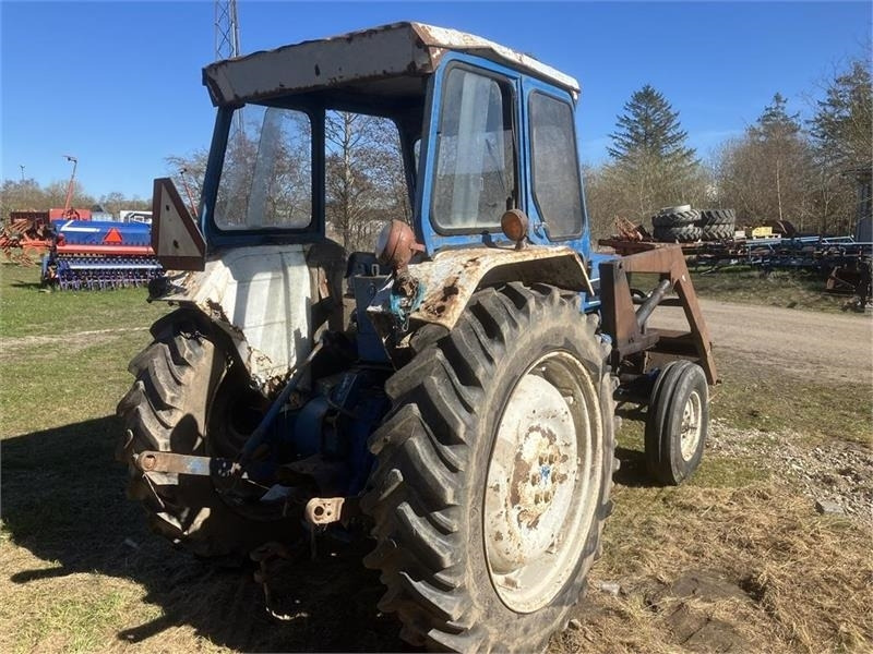 Ford 4000 Med frontlæsser - Tracteur agricole: photos 3 Ford 4000 Med frontlæsser - Tracteur agricole: photos 3