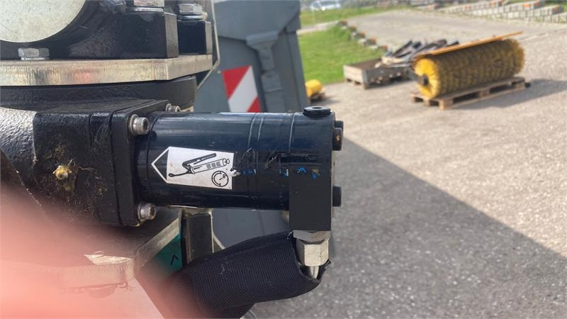 Greentec Scorpion 430-4 PLUS Hybrid bagmonteret højre - Broyeur/ Épareuse: photos 4 Greentec Scorpion 430-4 PLUS Hybrid bagmonteret højre - Broyeur/ Épareuse: photos 4